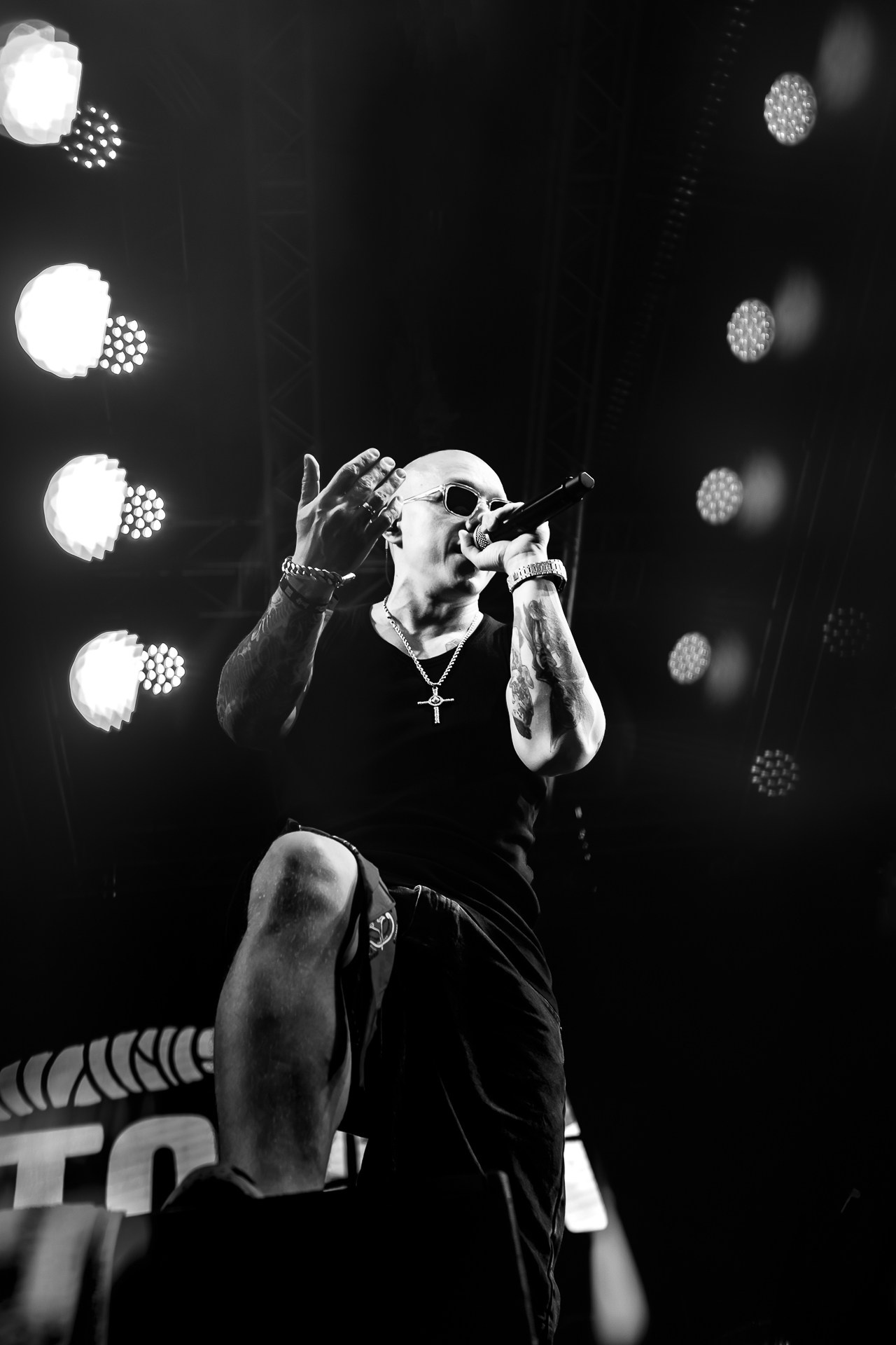 Концерт группы Заточка, 04.07.25, Red Summer, Красный Октябрь. Юрий «Новокаин» Симонов.