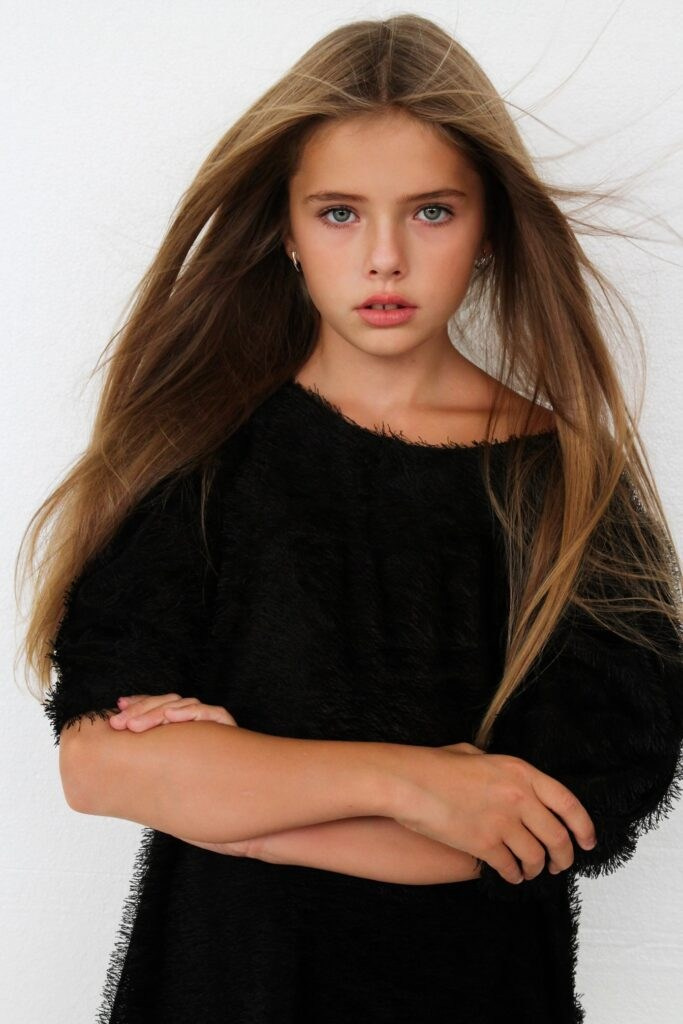 Мария Федосова. Съёмка одежды для маркетплейсов и брендов Morozova Production