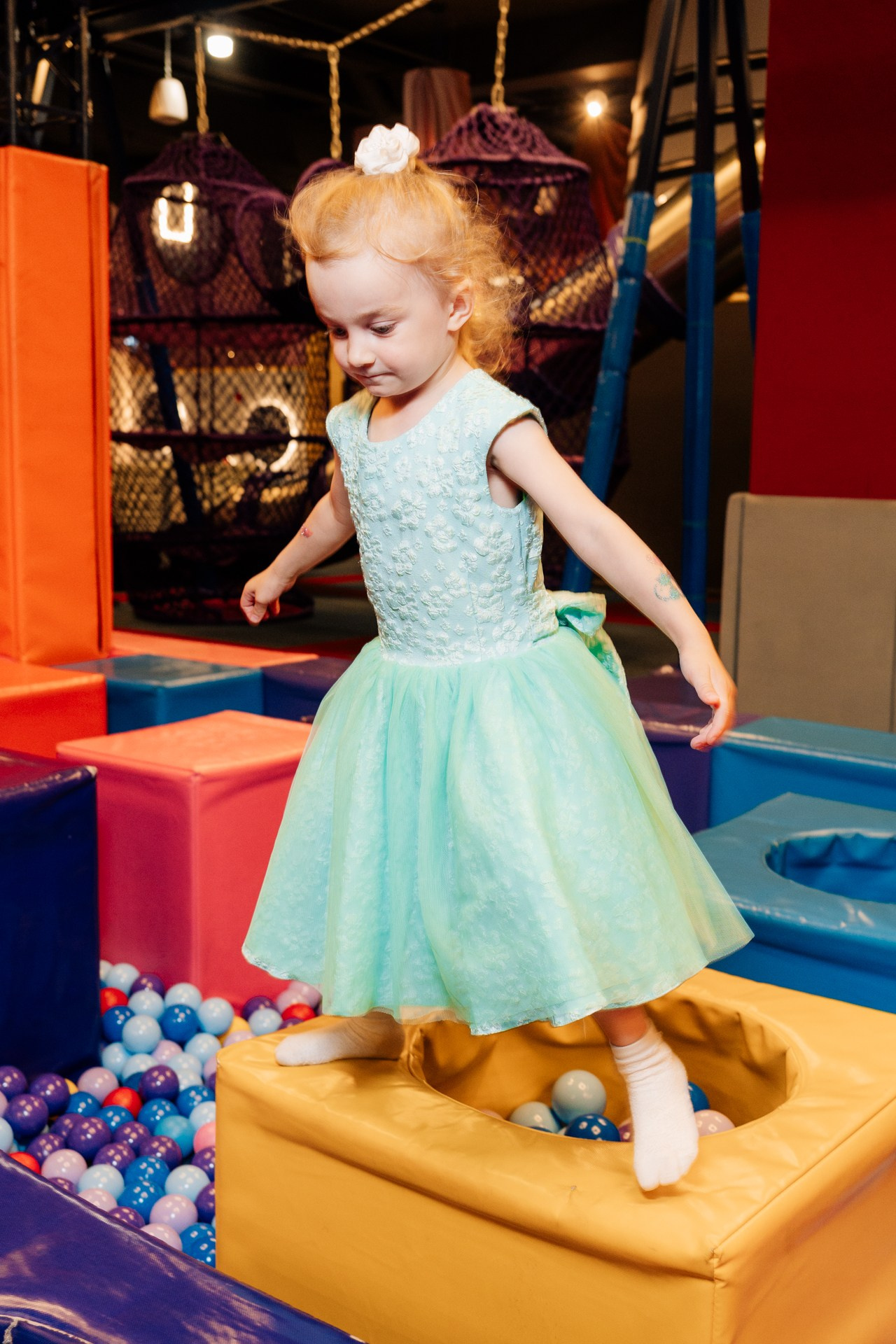 Детский день рождения в парке аттракционов. Репортажный фотограф Санкт-Петербург