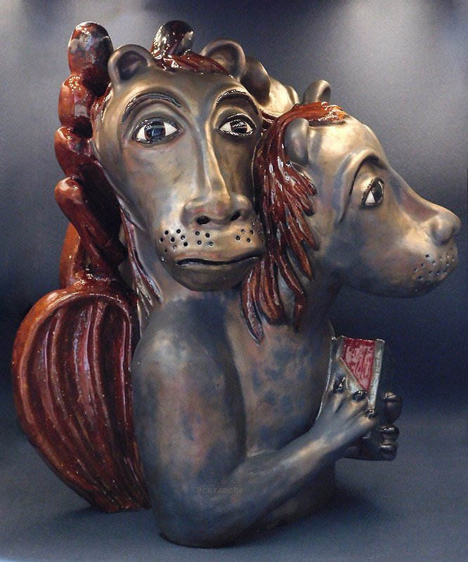 Авторская керамика ручной работы. #Тетраморф в образе отдельных четырёх апокалиптических существ — стражей четырёх углов Трона Господа и четырёх пределов рая. В традиционном толковании символ евангелиста Марка и форма его традиционного символического изображения - крылатый лев, держащий в когтях Евангелие. Лев - символ Марка, потому что он объявил о царском достоинстве Христа.