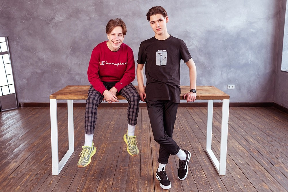 В школе. Выпускные альбомы СПБ. Фотограф в Садик и Школу