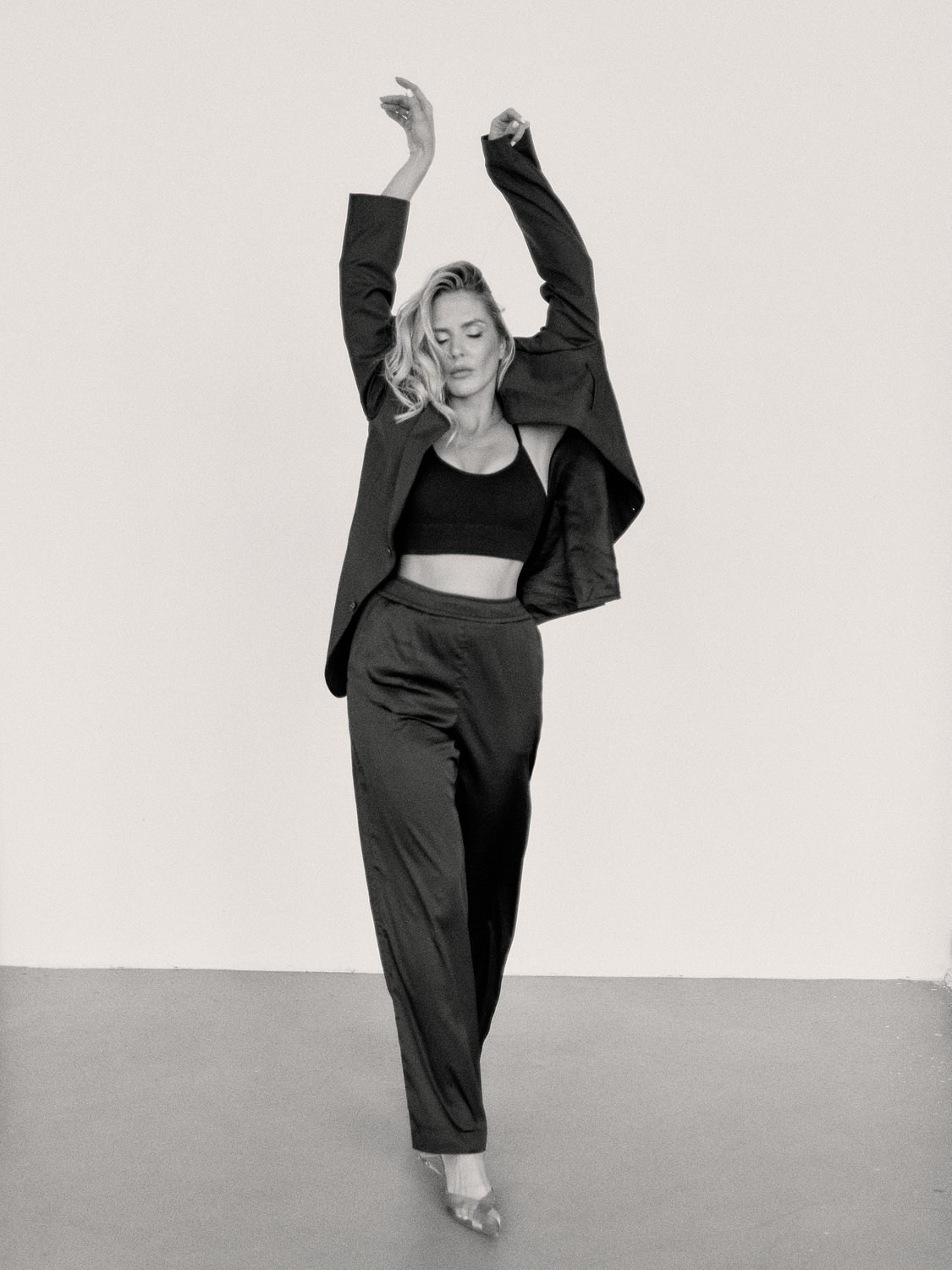 Юлия. Фотограф для людей и брендов в Санкт-Петербурге