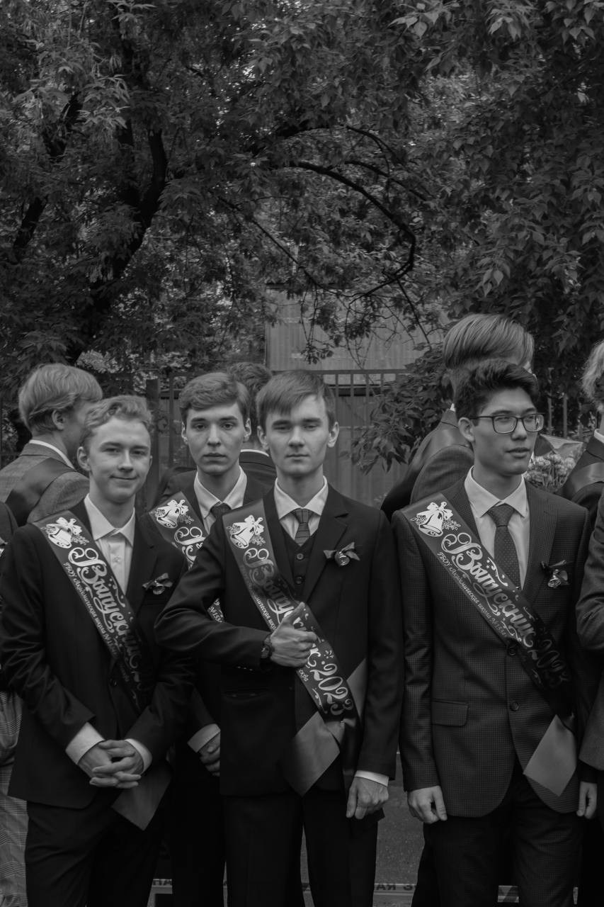 Последний звонок. Фотограф про чувства Варя Сильвестрова, Москва