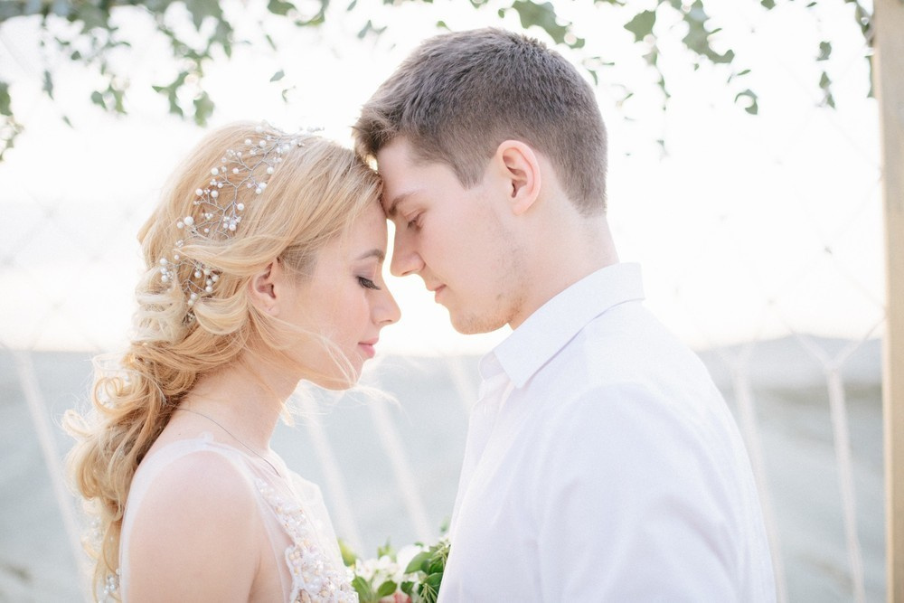 История любви на песчаных барханах в Екатеринбурге. Свадебный и семейный фотограф Ксения Шекк Екатеринбург