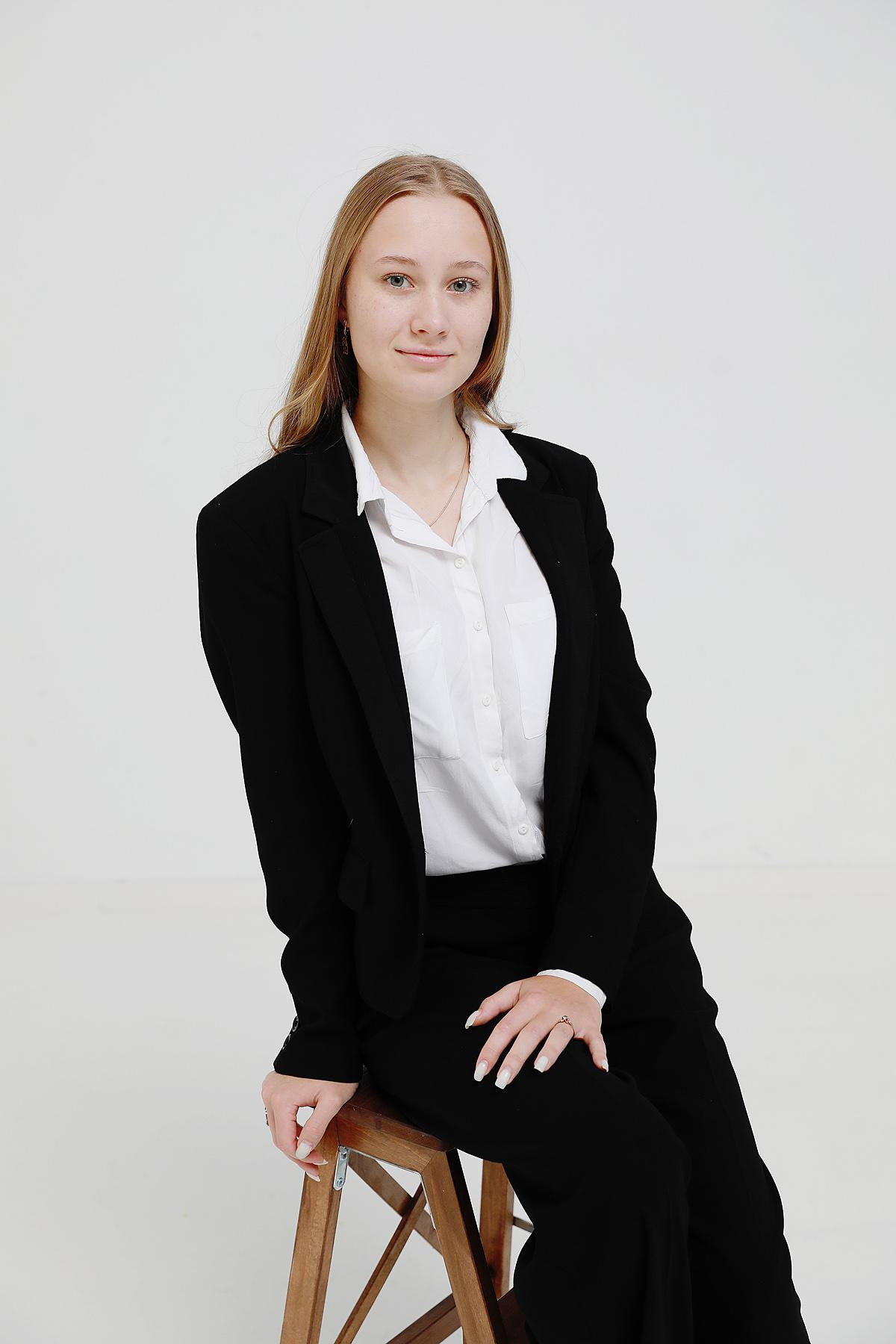 Съемка в студии, 11 класс. Фотограф Тимофеева Юлия