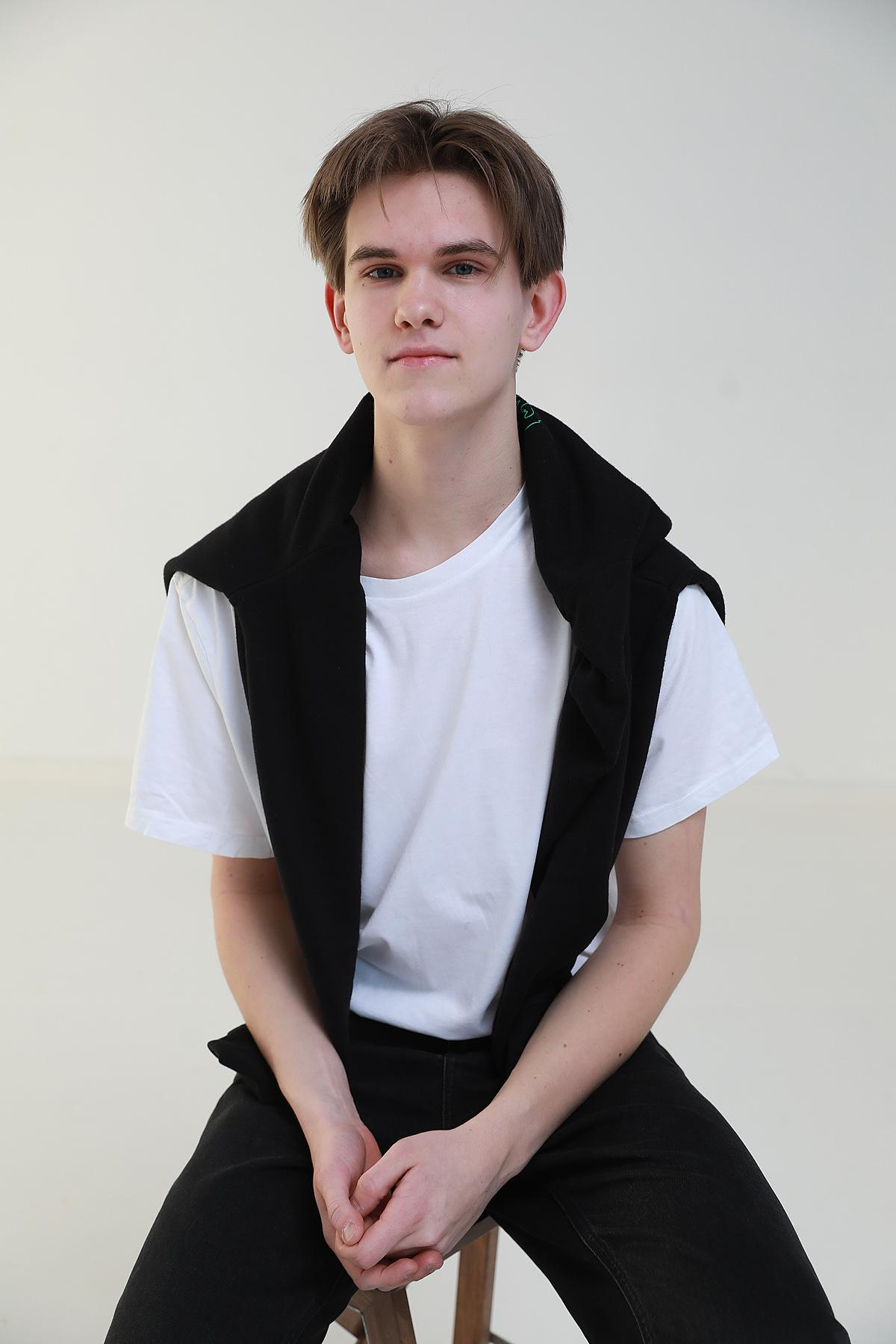 Съемка в студии, 11 класс. Фотограф Тимофеева Юлия