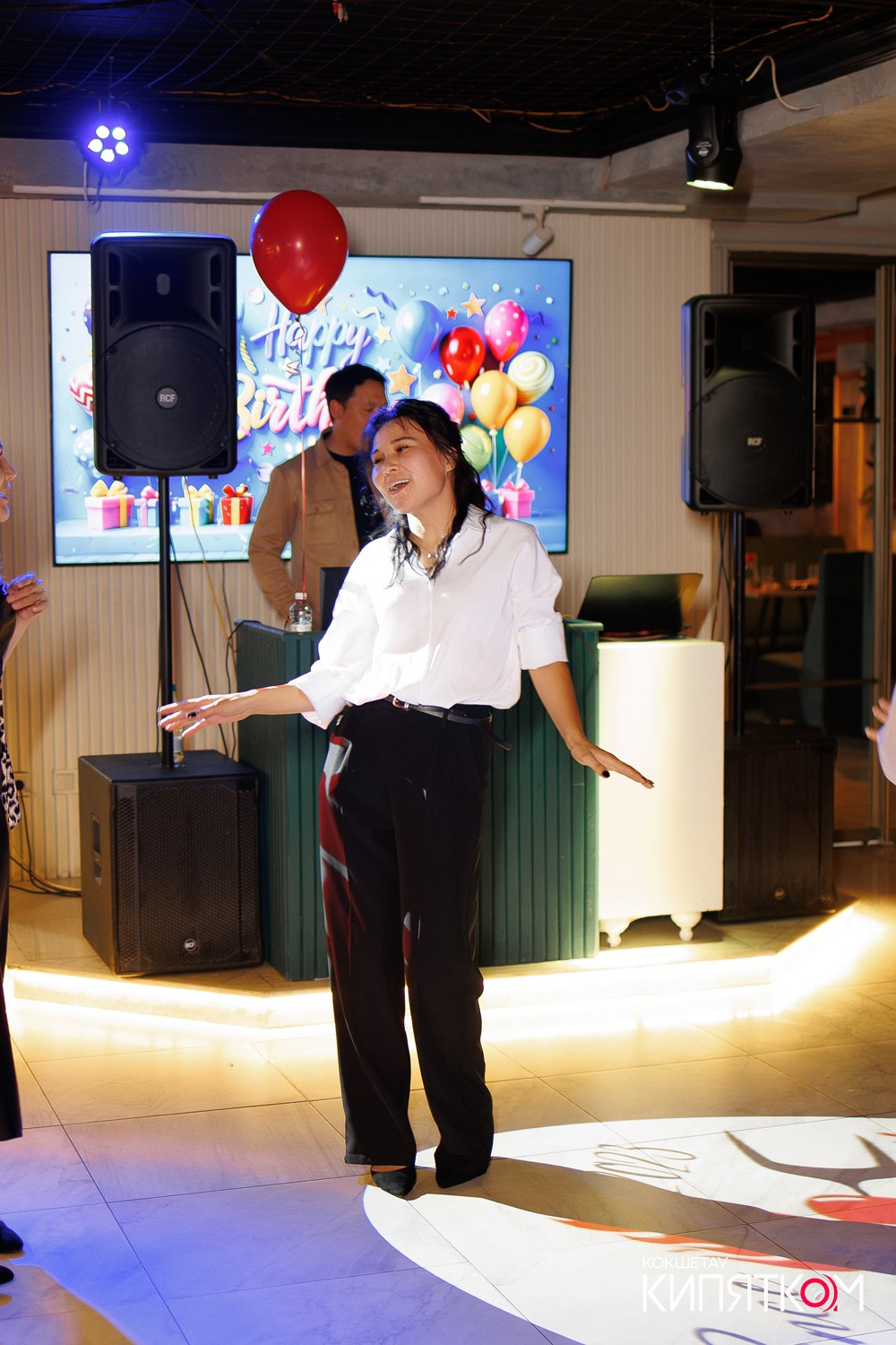 ШАШЛЫЧНЫЙ ДВОР. КИПЯТКОМ КОКШЕТАУ