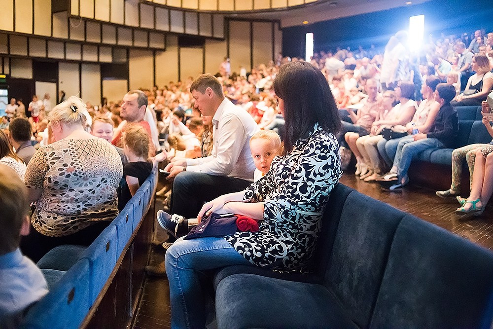 Благотворительный показ ТЮЗ. Детский и семейный фотограф, фотограф мероприятий Нижний Новгород