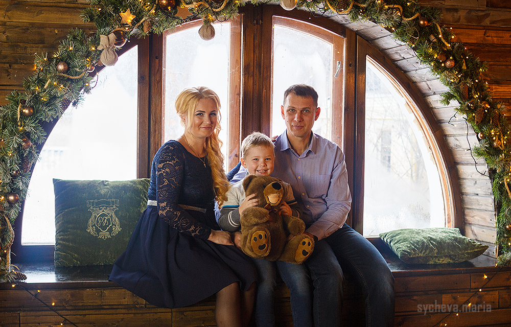 Семейная студийная новогодняя съёмка. Детский и семейный фотограф, фотограф мероприятий Нижний Новгород