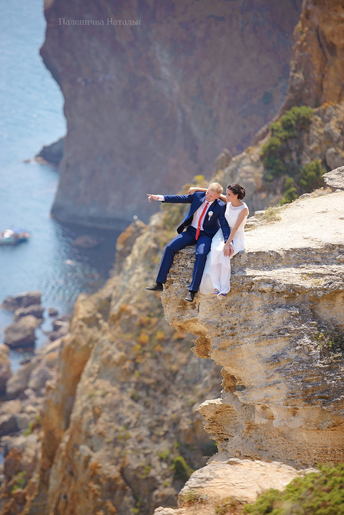 Свадебная фотосъемка в Севастополе на Фиоленте