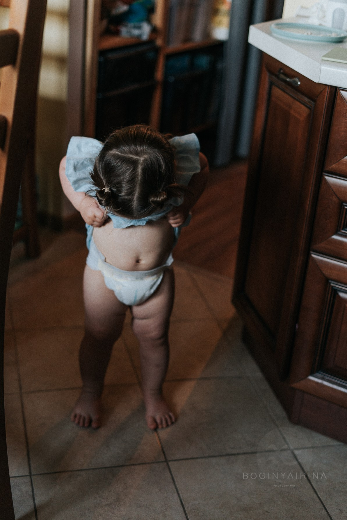 Детская фотосессия дома и на улице без постановки. Фотограф на роды Москва. Фотограф новорожденных Москва