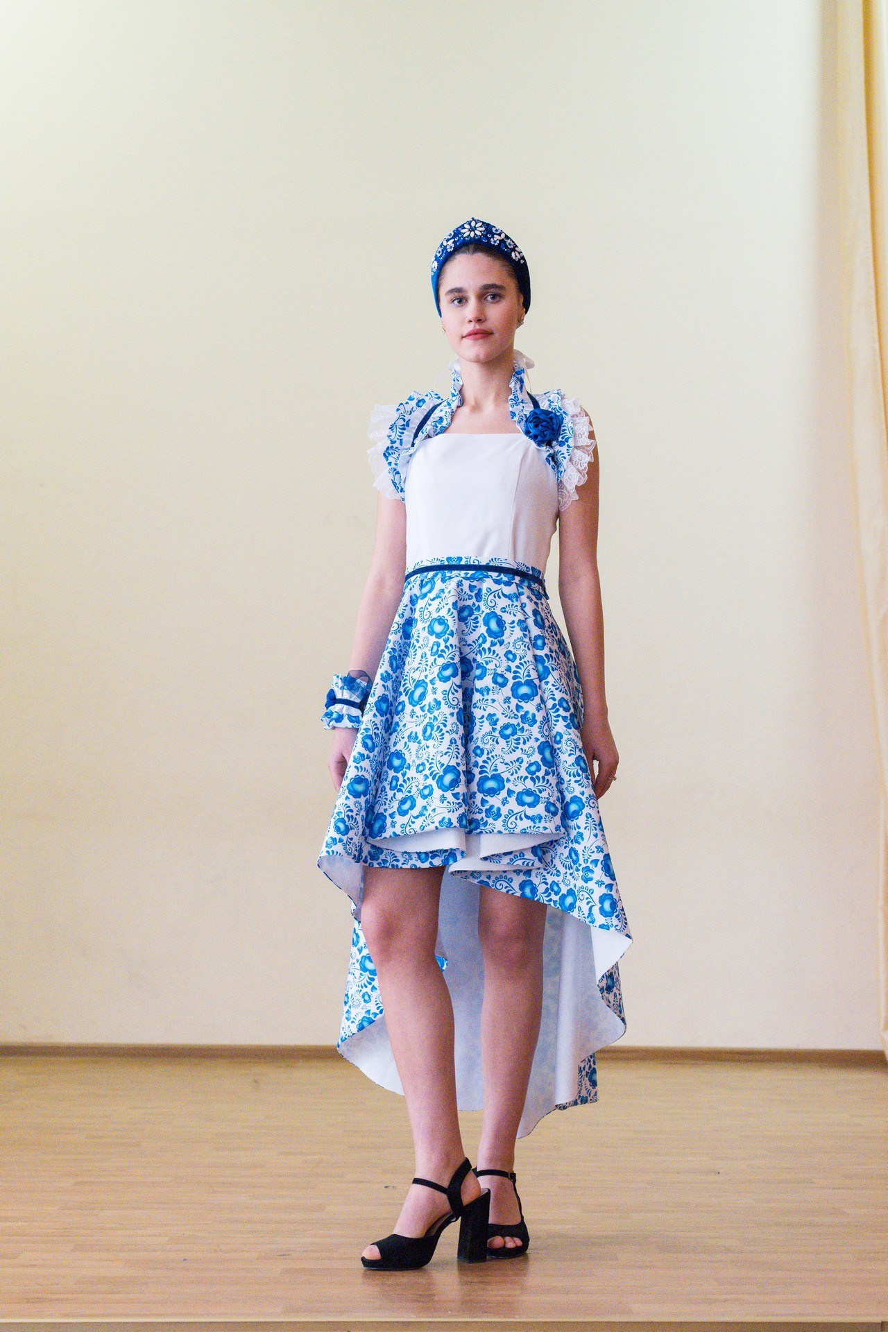 Царскосельский кутюрье. Репортажная съёмка в Санкт-Петербурге, Константин Петров