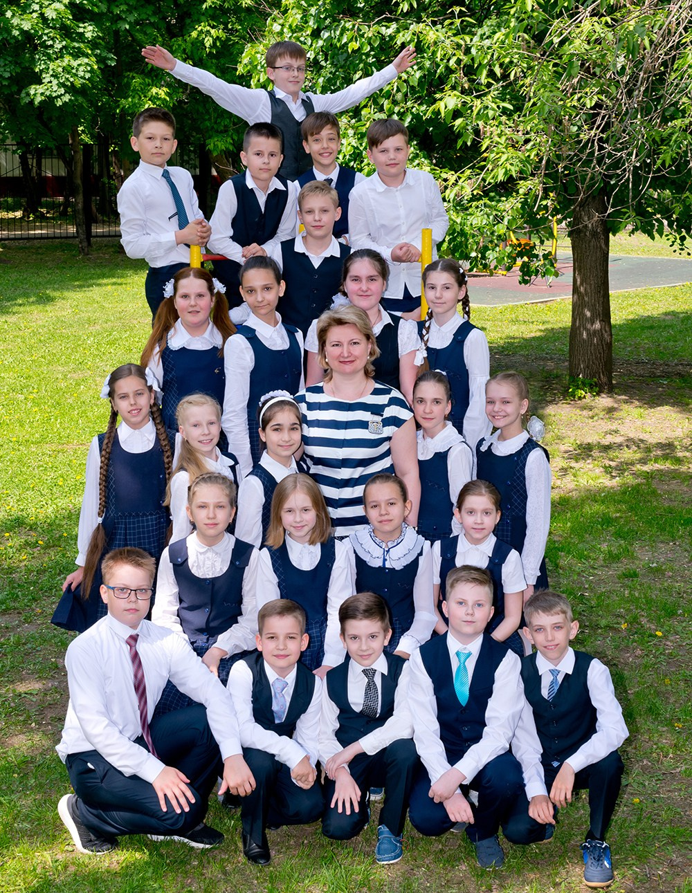 Выпускные альбомы для 4 класса. Этим Детям — выпускные альбомы