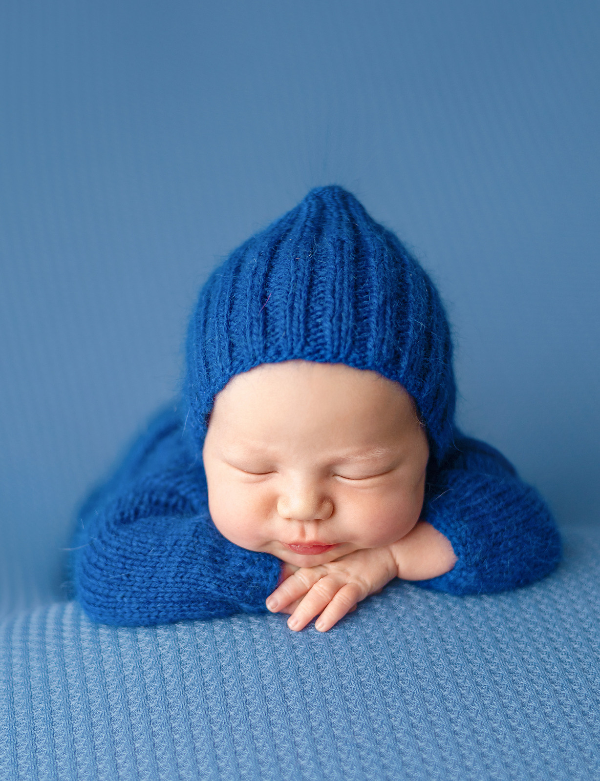 Newborn. Фотограф новорождённых в Казани Нейля Гильмутдинова ньюборн