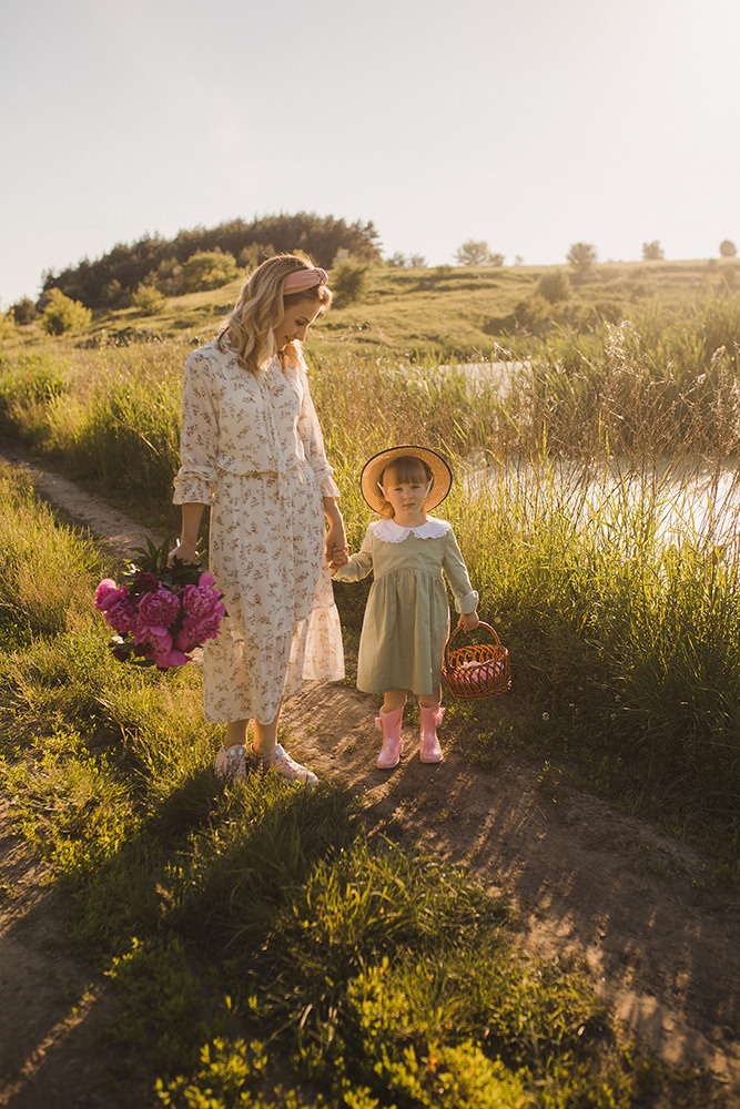 Мама Настя и маленькая София. Свадебный и семейный фотограф в Белгороде Евгения Курочкина