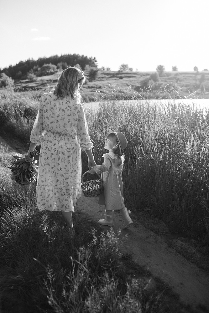 Мама Настя и маленькая София. Свадебный и семейный фотограф в Белгороде Евгения Курочкина