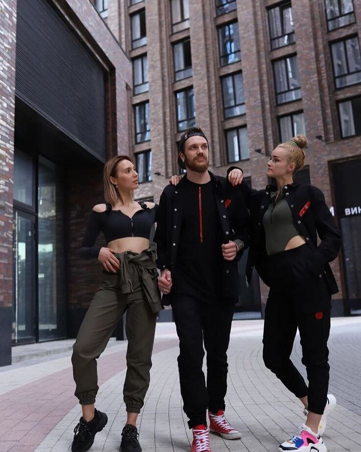 Фотосессия в жилом комплексе Москвы — подъезд с дизайнерским ремонтом