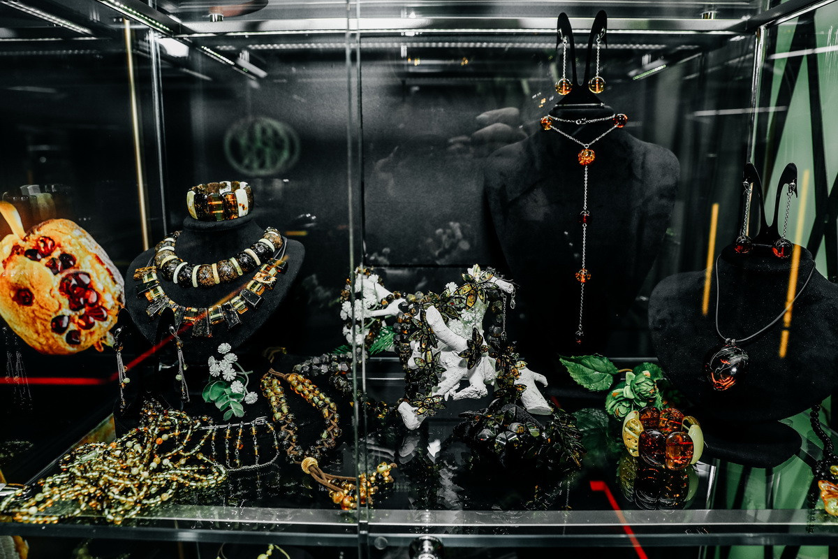 Янтарная галерея. Alena Nezalenova