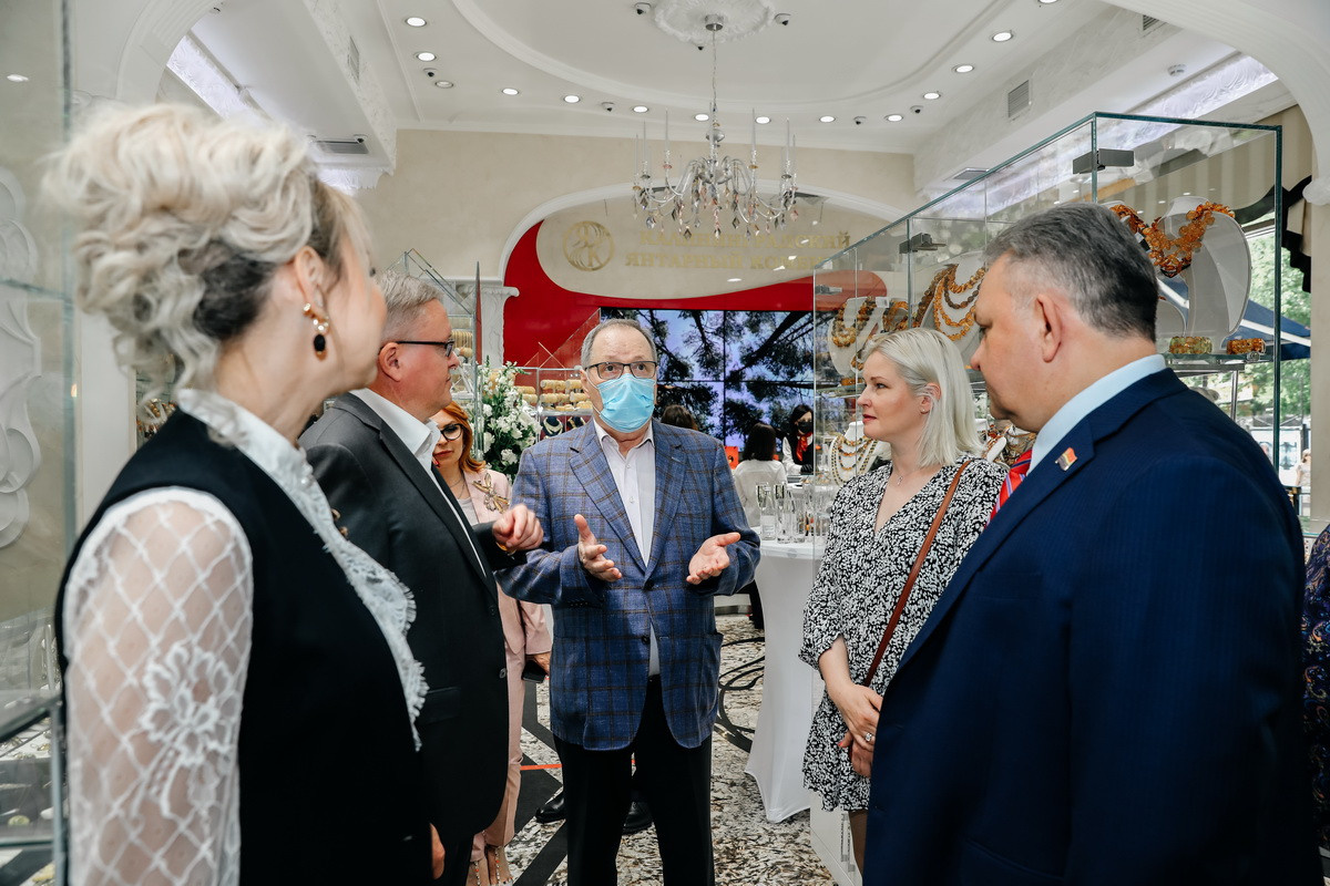 Янтарная галерея. Alena Nezalenova