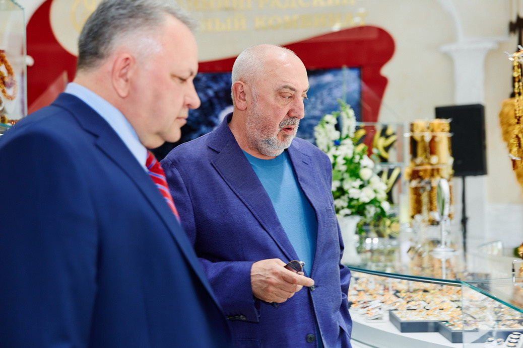 Янтарная галерея. Alena Nezalenova