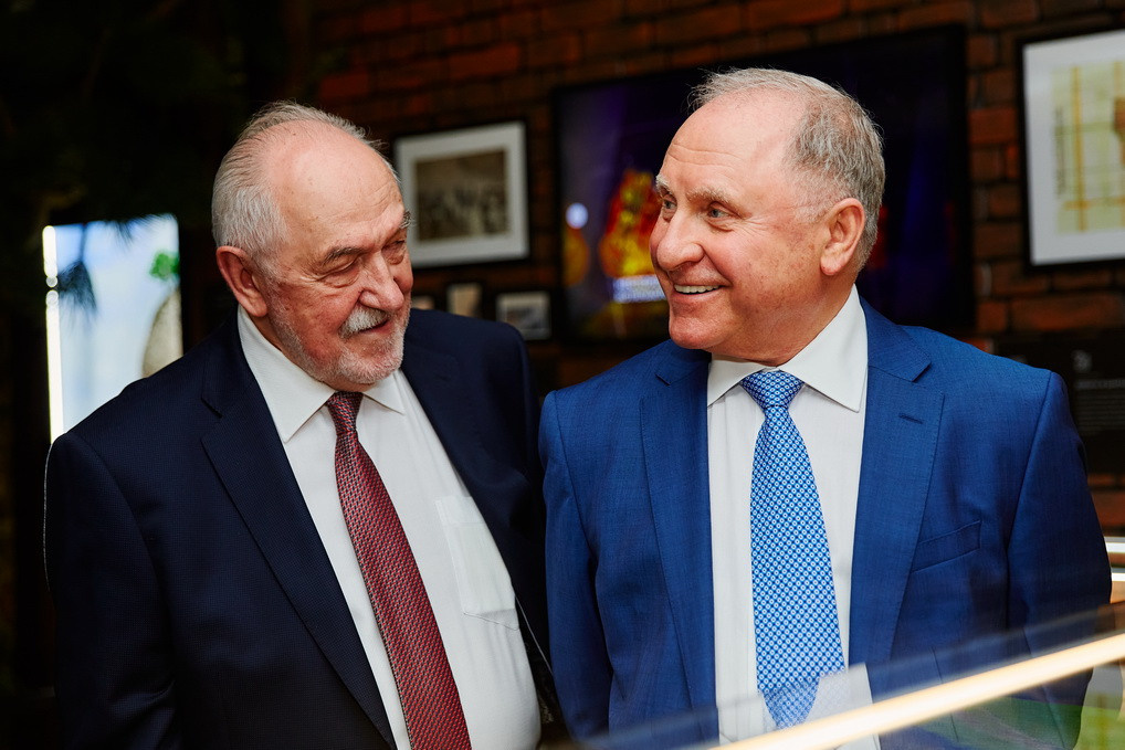 Янтарная галерея. Alena Nezalenova