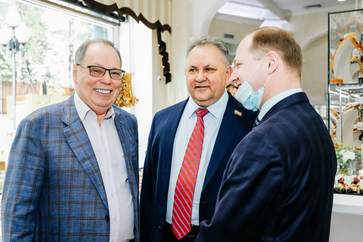 Янтарная галерея. Alena Nezalenova