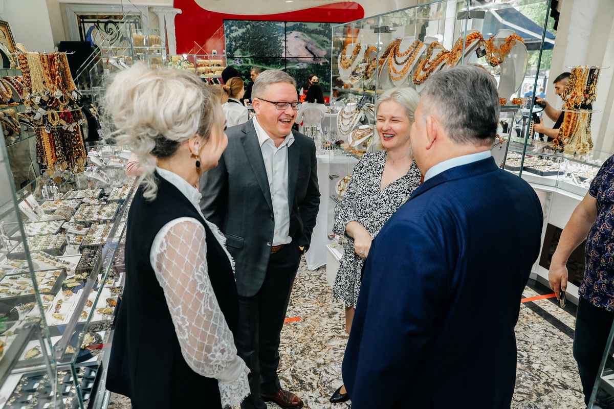 Янтарная галерея. Alena Nezalenova