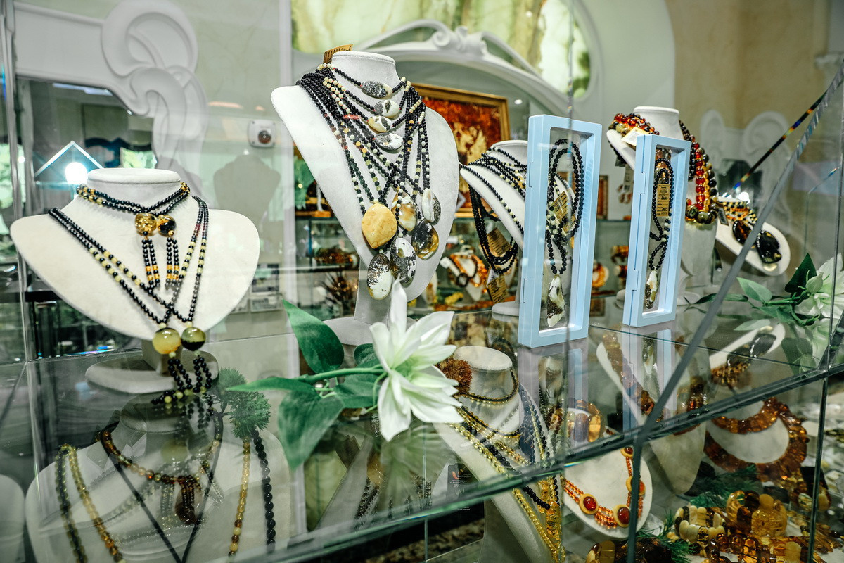 Янтарная галерея. Alena Nezalenova