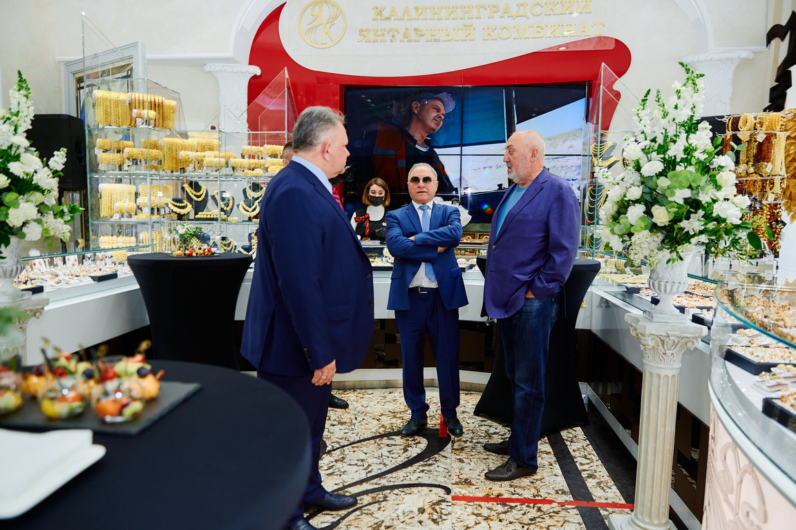 Янтарная галерея. Alena Nezalenova