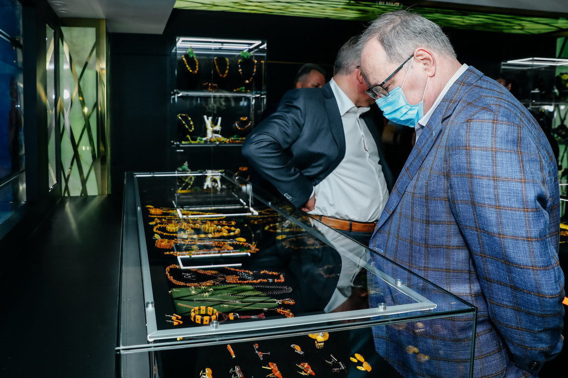 Янтарная галерея. Alena Nezalenova