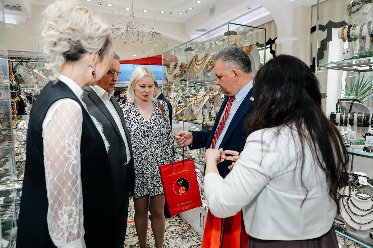 Янтарная галерея. Alena Nezalenova