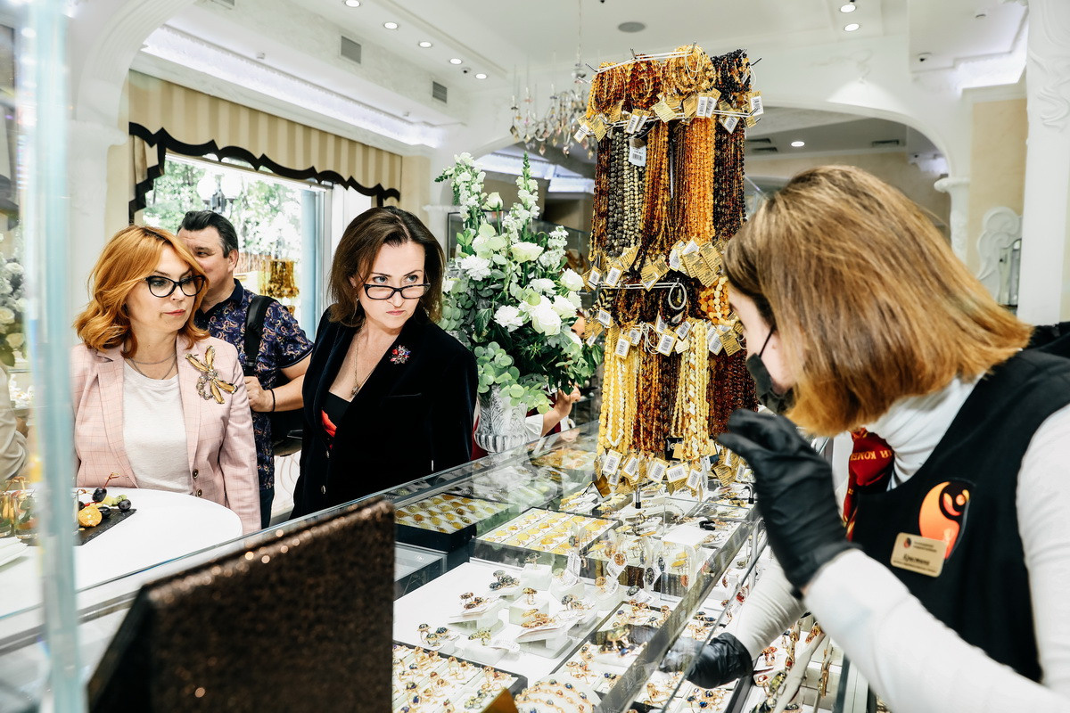 Янтарная галерея. Alena Nezalenova