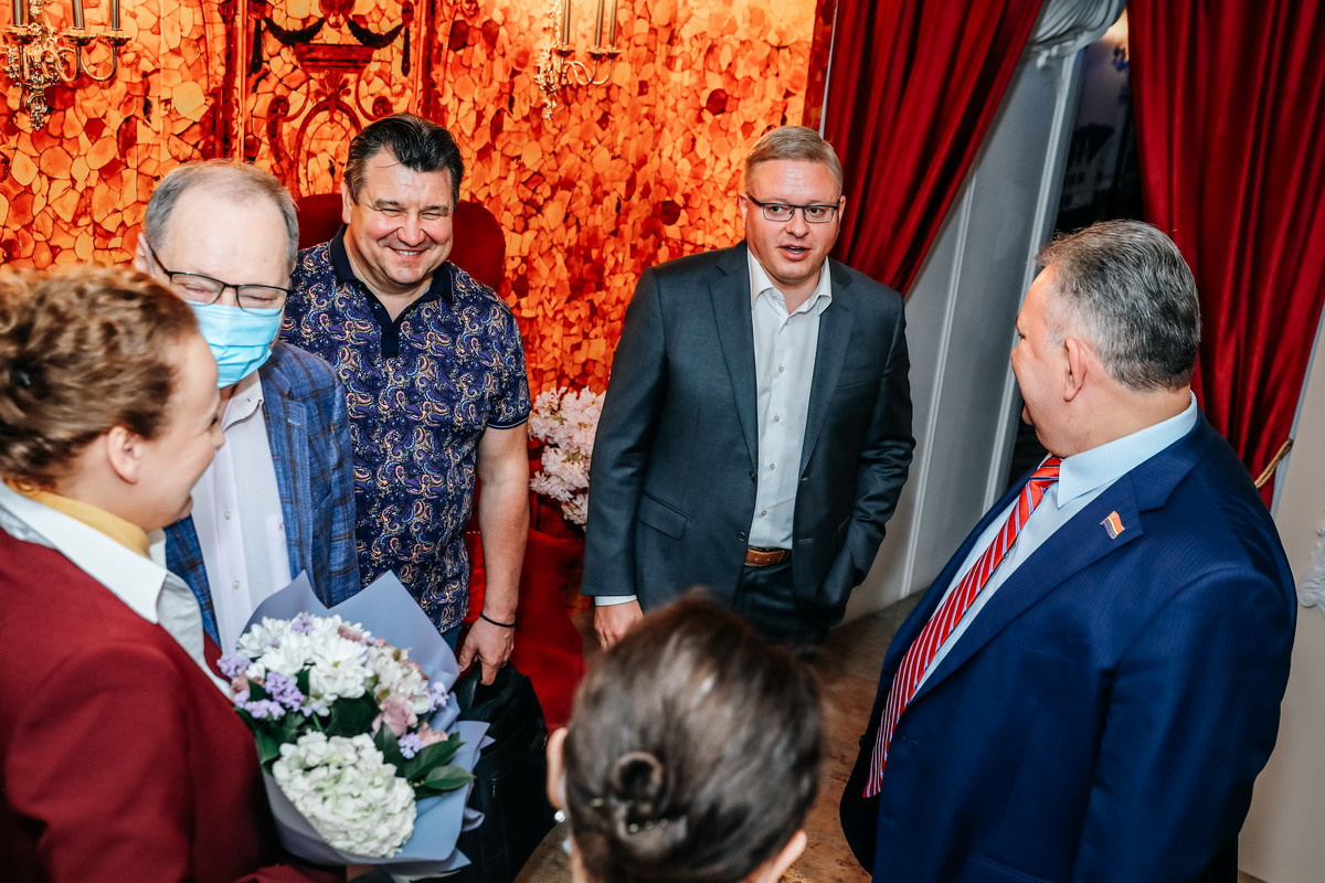 Янтарная галерея. Alena Nezalenova