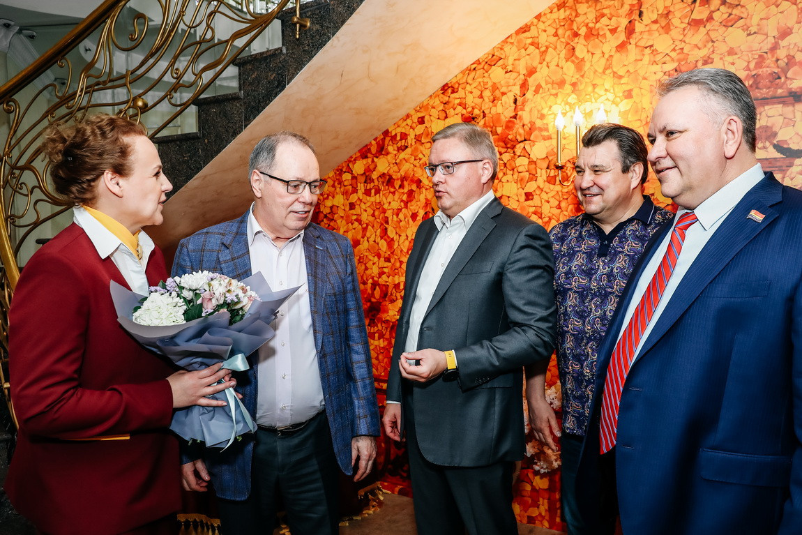 Янтарная галерея. Alena Nezalenova