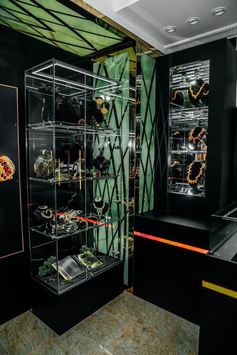 Янтарная галерея. Alena Nezalenova