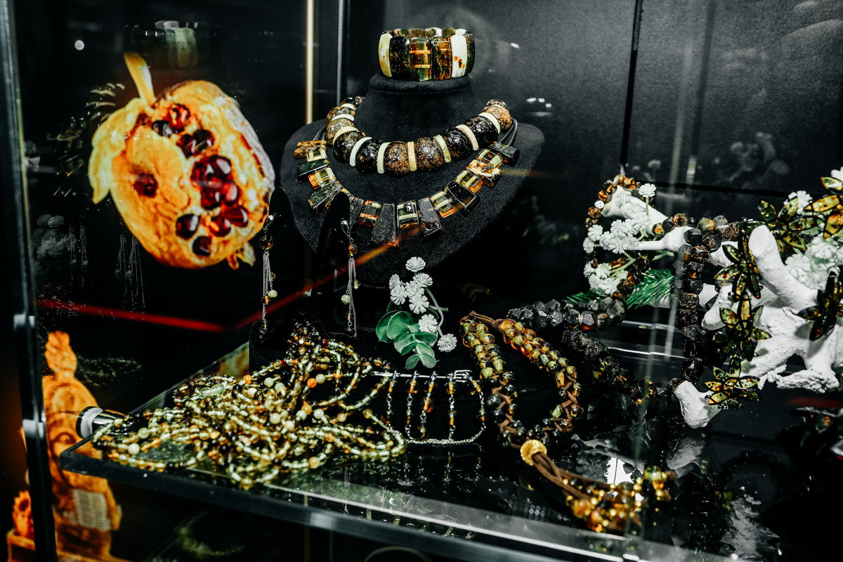 Янтарная галерея. Alena Nezalenova