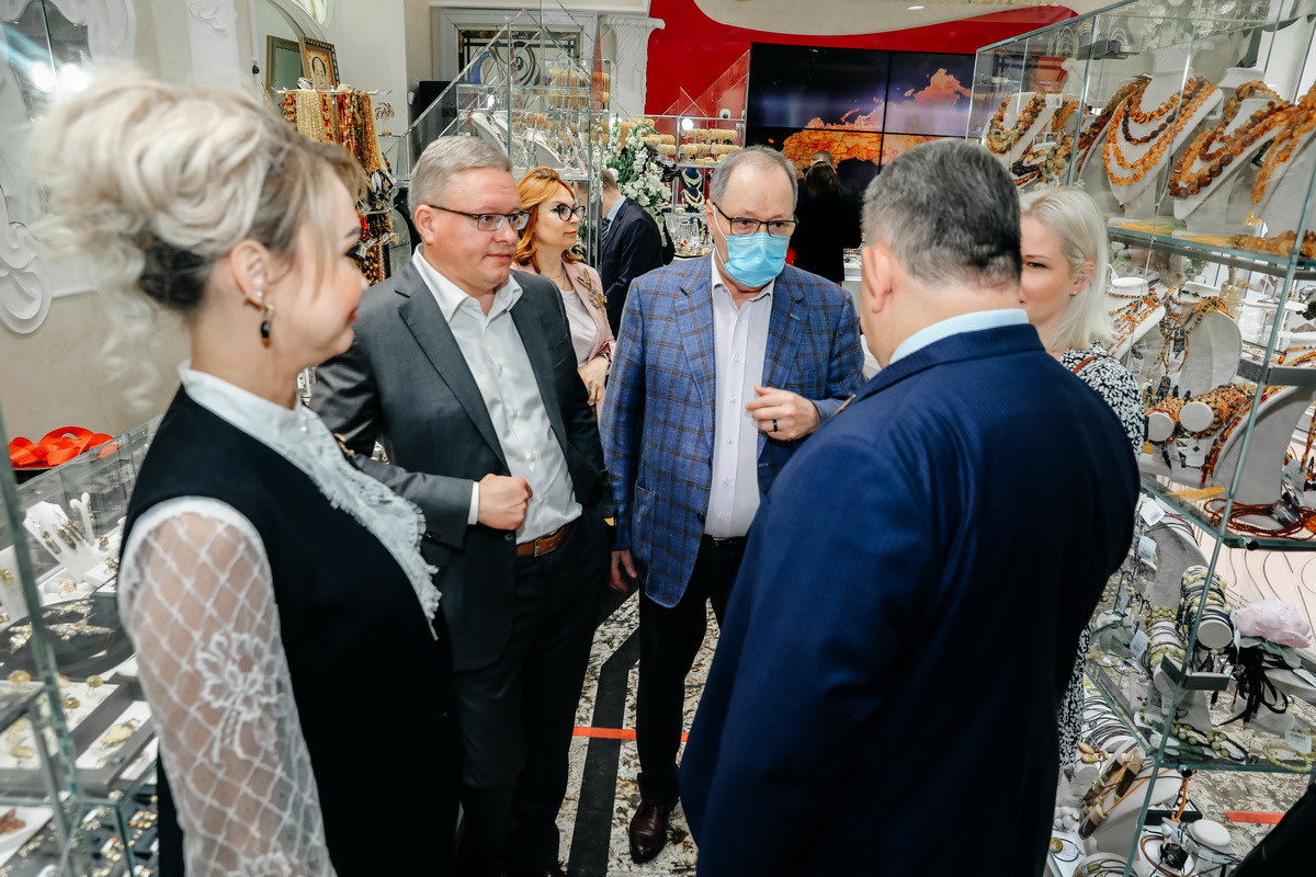 Янтарная галерея. Alena Nezalenova