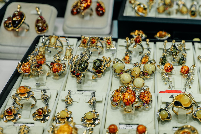 Янтарная галерея. Alena Nezalenova