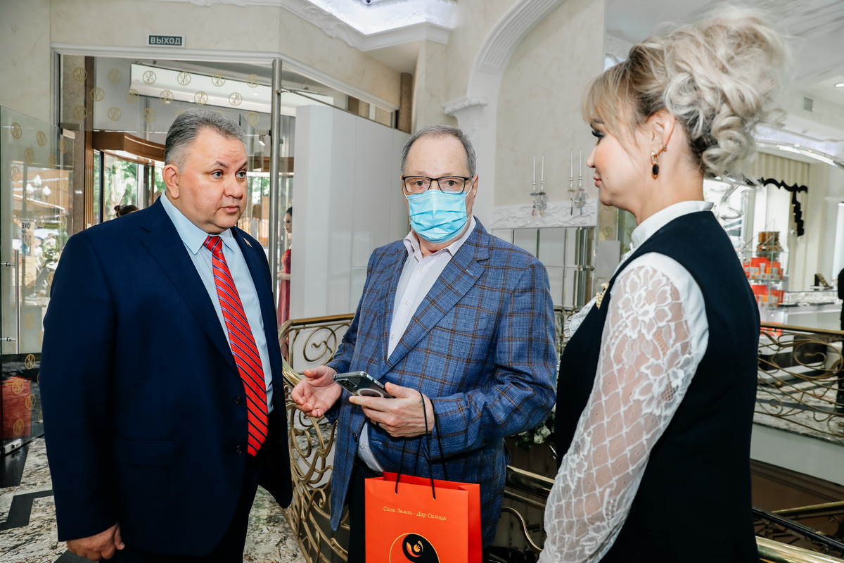 Янтарная галерея. Alena Nezalenova