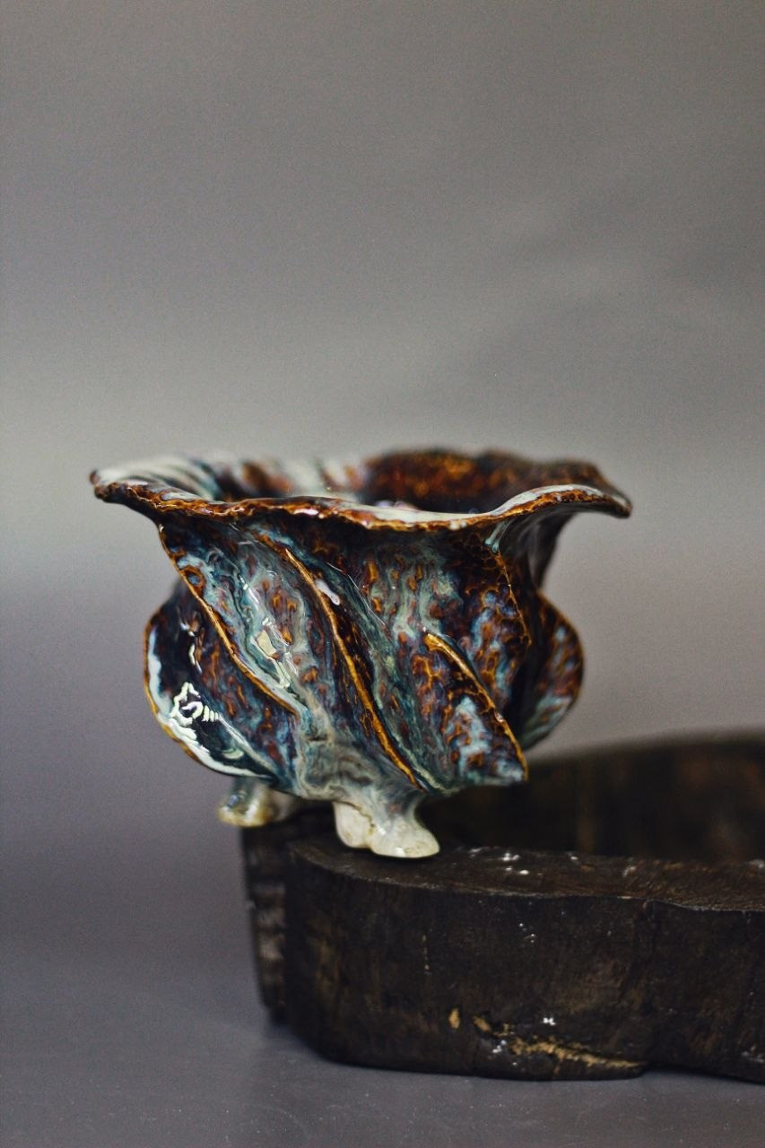 Хочу фиалки. ARGILLA CERAMICS