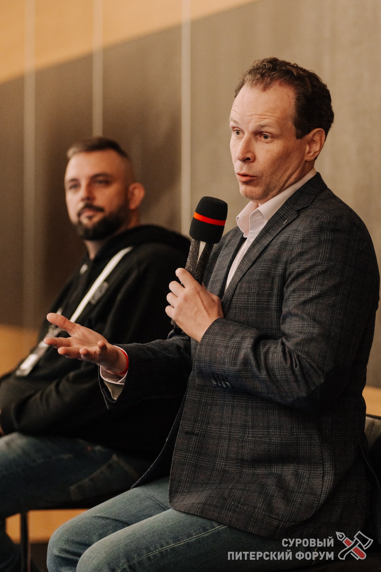 Суровый Питерский форум. Фотограф Перминов Никита СПБ