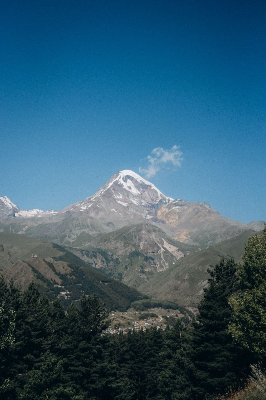 Ломиси, Гудаури — Арка Народов Мира, Грузия 🇬🇪. Anita_photo