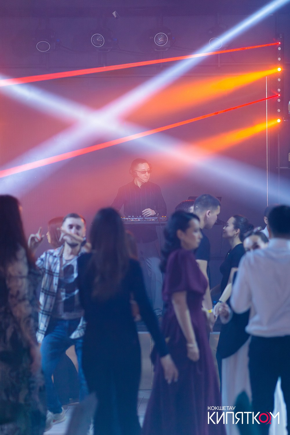 NE BRUKLIN. КИПЯТКОМ КОКШЕТАУ