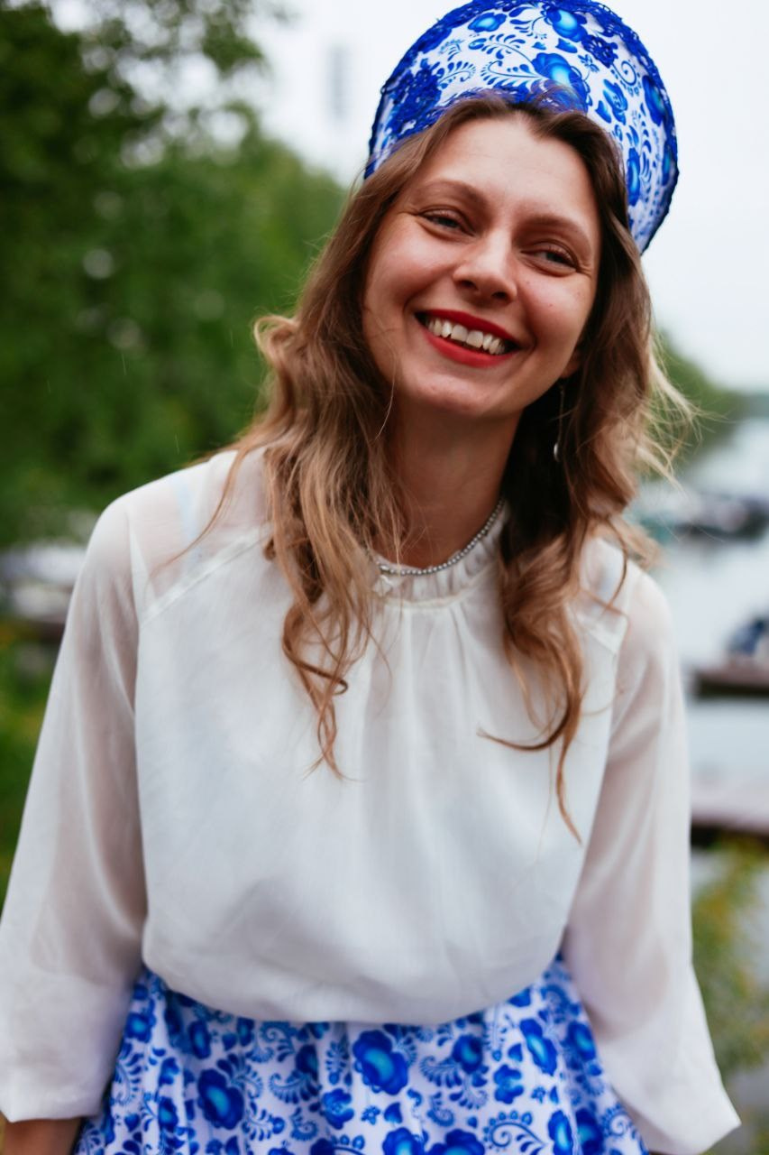 ТЫ КОРОЛЕВА. Фотограф Красноярск съемки лавстори, фотосессия в студии, портретная съемка, творческие фотосессии