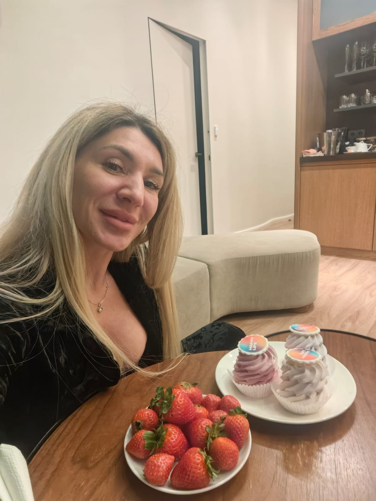 Отзывы. Katyasugarsugar капкейки, зефир, торты Москва