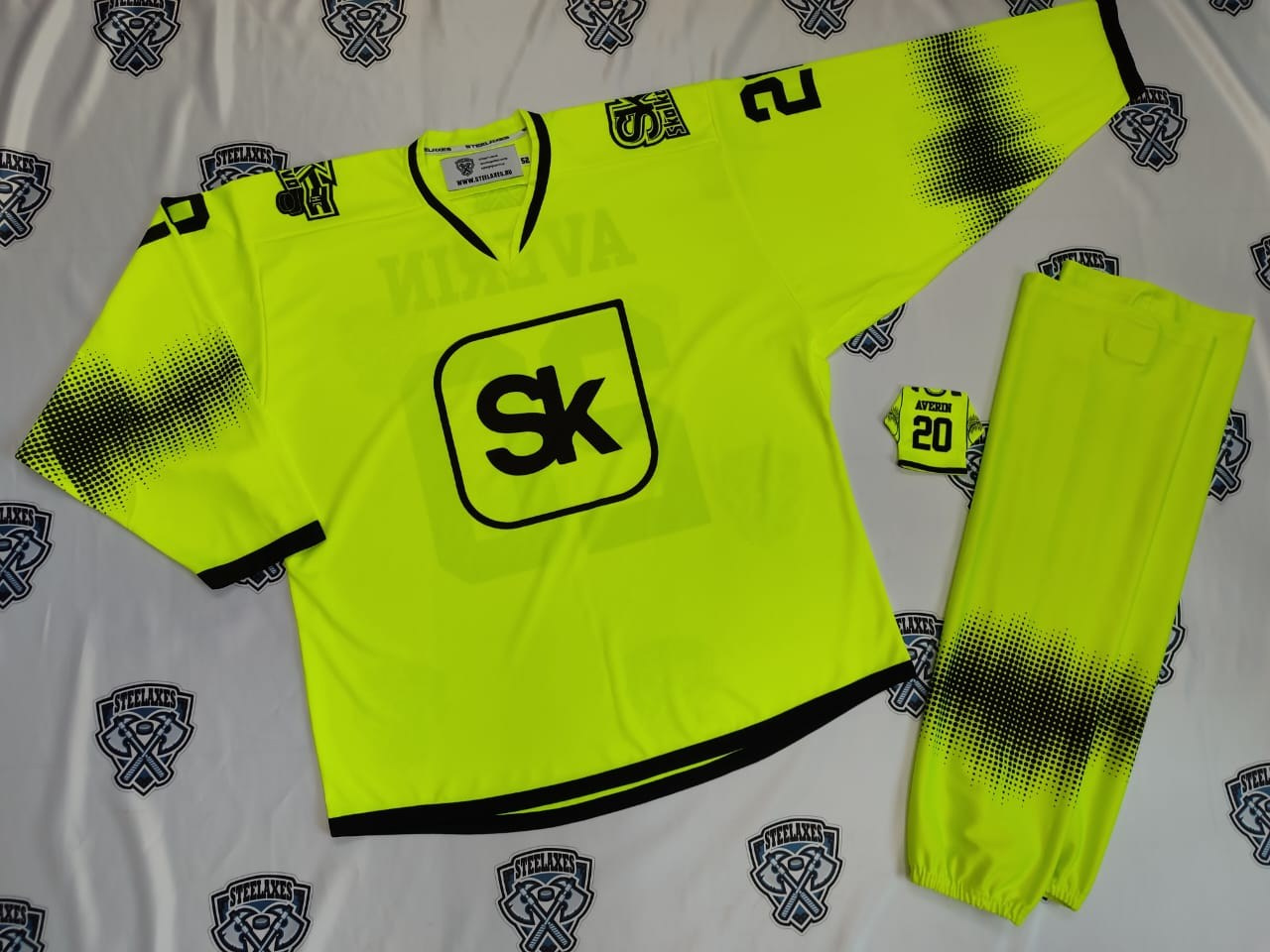 Партнеры, заказчики, клубы КХЛ, хоккей, форма,  Салават Юлаев, Автомобилист, Металлург, Трактор, Ак Барс, Нефтехимик, ВХЛ, КХЛ, STEEL AXES, Магнитогорск, экипировка, спорт, твори добро, ДЦП, благотворительность