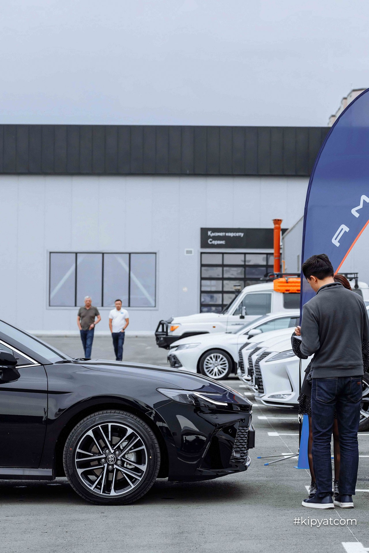 Test Drive TOYOTA CAMRY 80