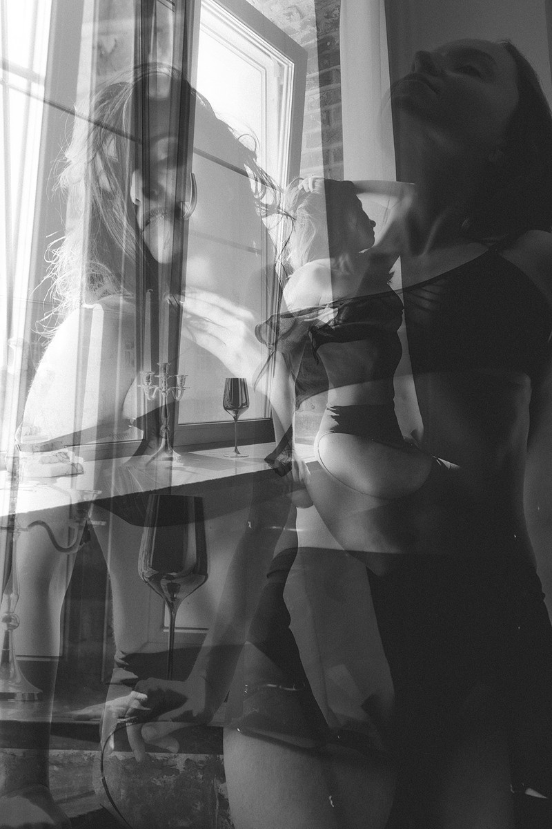 Лиза. Эротико-драматический фотограф Маруся Скоробогатова