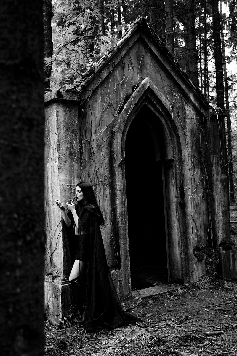 Харам. Эротико-драматический фотограф Маруся Скоробогатова