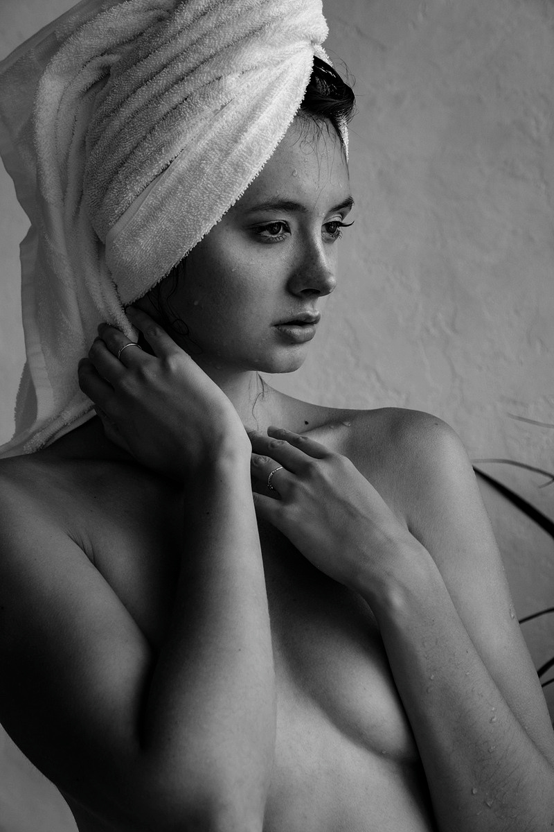 Диана Шеметова. Эротико-драматический фотограф Маруся Скоробогатова